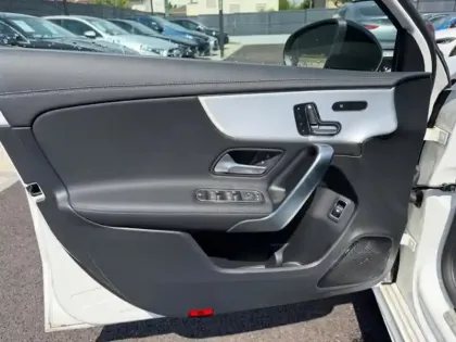 Photo 33 Mercedes Classe A 250 e Hybrid EQ AMG Line