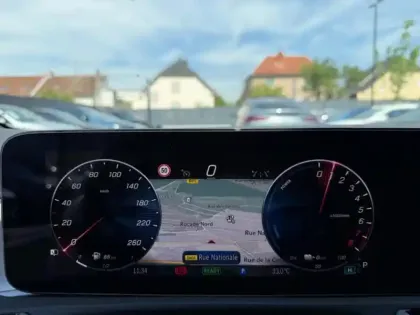 Photo 35 Mercedes Classe A 250 e Hybrid EQ AMG Line