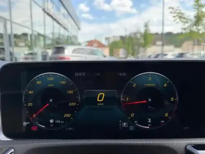 Photo 16 Mercedes CLA  200 d Coupé AMG Line
