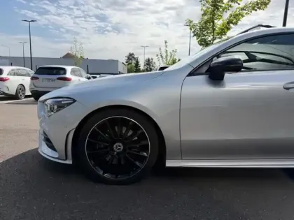 Photo 8 Mercedes CLA  200 d Coupé AMG Line