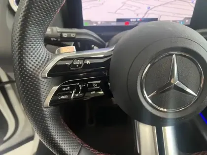 Photo 14 Mercedes GLA 200 d AMG Line
