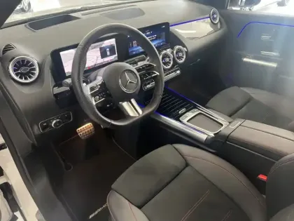 Photo 8 Mercedes GLA 200 d AMG Line