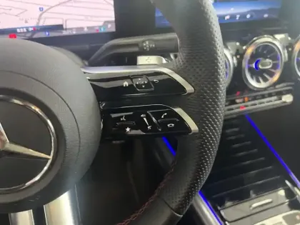 Photo 15 Mercedes GLA 200 d AMG Line