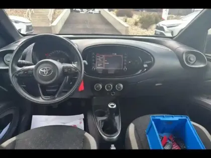 Photo 10 Toyota Aygo  X 1.0 VVT-i 72ch Design
