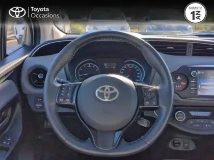 Photo 8 Toyota Yaris  110 VVT-i Ultimate CVT 5p