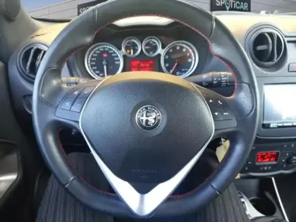 Photo 7 Alfa Romeo Mito  0.9 Twin Air 105ch Imola Stop&Start