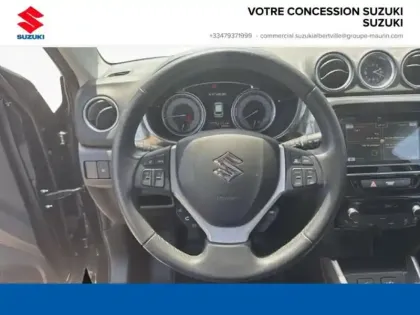 Photo 12 Suzuki Vitara  1.4 Boosterjet Hybrid 129ch Style Allgrip