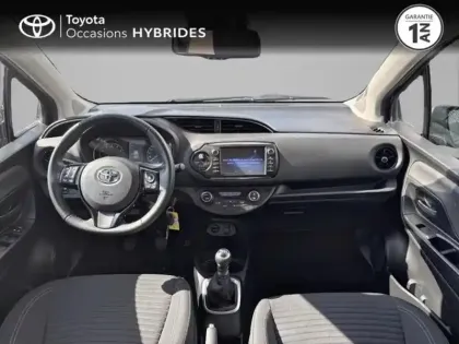 Photo 7 Toyota Yaris  110 VVT-i Dynamic 5p