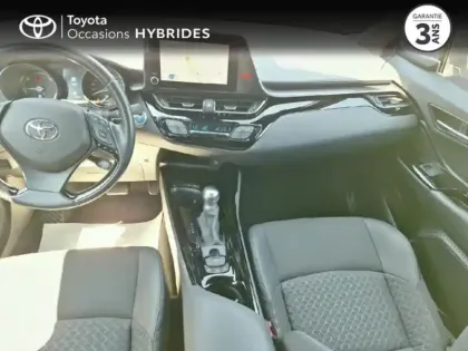 Photo 9 Toyota C-HR  2.0 Hybride 184ch Design Ultimate E-CVT