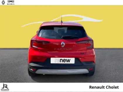 Photo 10 Renault Captur  1.6 E-Tech hybride 145ch Equilibre