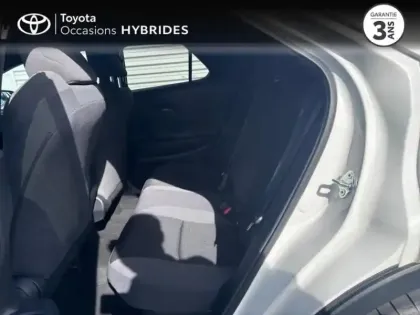 Photo 11 Toyota C-HR  2.0 Hybride 200ch Design