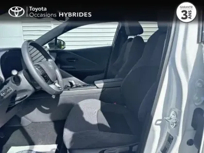 Photo 10 Toyota C-HR  2.0 Hybride 200ch Design