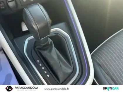 Photo 12 Renault Clio  1.6 E-Tech hybride 145ch Techno