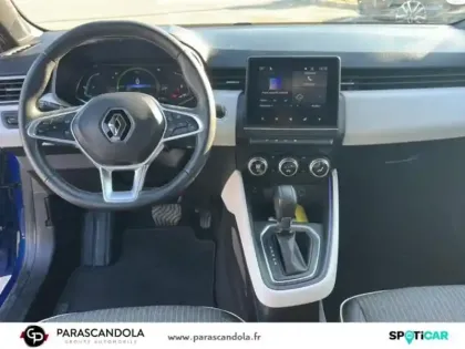 Photo 7 Renault Clio  1.6 E-Tech hybride 145ch Techno