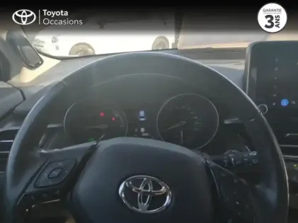 Photo 12 Toyota C-HR  184h Collection 2WD E-CVT MY22
