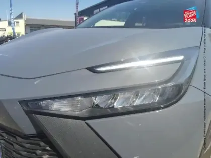 Photo 12 Toyota C-HR  2.0 Hybride Rechargeable 225ch Graphic MY26
