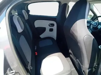 Photo 11 Renault Twingo  E-Tech Electric Equilibre R80 Achat Intégral