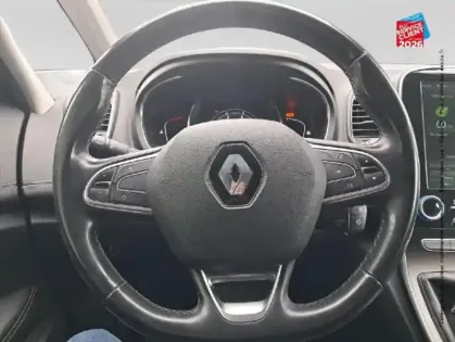 Photo 10 Renault Scenic Grand  1.3 TCe 140ch Intens - 21