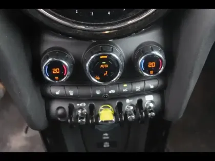Photo 10 Mini Mini  Cooper SE 184ch Edition Premium BVA 5CV
