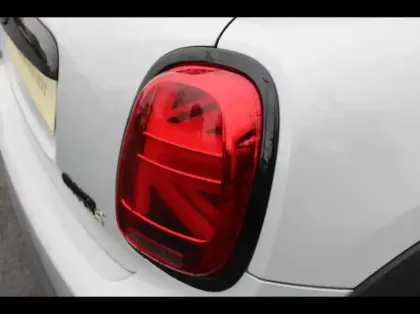 Photo 5 Mini Mini  Cooper SE 184ch Edition Premium BVA 5CV