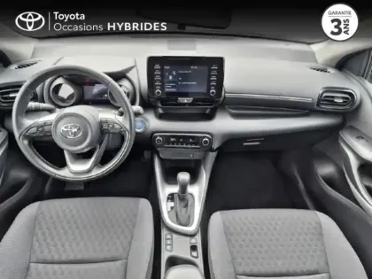Photo 7 Toyota Yaris  116h Design 5p