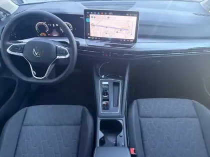 Photo 24 Volkswagen Golf  1.5 eHybrid 204ch VW Edition DSG6