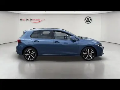 Photo 5 Volkswagen Golf  1.5 eHybrid 204ch VW Edition DSG6