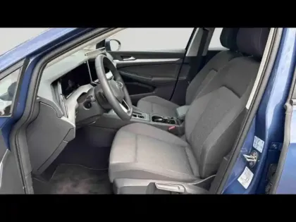 Photo 9 Volkswagen Golf  1.5 eHybrid 204ch VW Edition DSG6