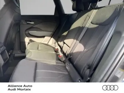 Photo 7 Audi Q3  1.5 TFSI 150ch Hybride S line S tronic 7