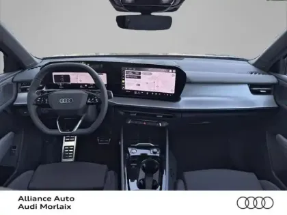 Photo 5 Audi Q3  1.5 TFSI 150ch Hybride S line S tronic 7