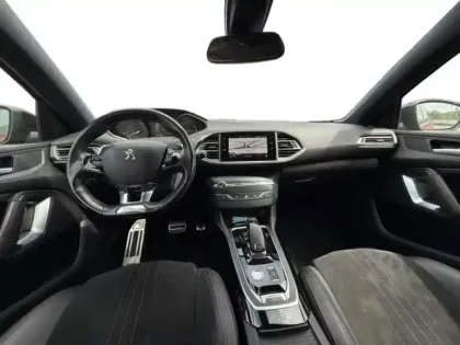 Photo 13 Peugeot 308  1.2 PureTech 130ch E6.c S&S GT Line EAT8