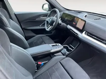 Photo 14 BMW X1  ieDrive20 204ch M Sport