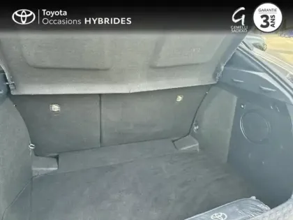 Photo 9 Toyota C-HR  122h Distinctive 2WD E-CVT MY20