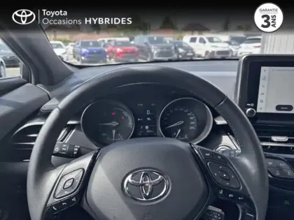 Photo 12 Toyota C-HR  1.8 Hybride 122ch Design E-CVT