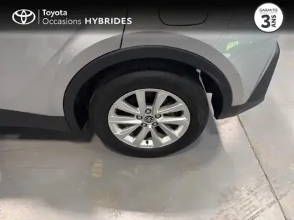 Photo 5 Toyota C-HR  1.8 Hybride 140ch Dynamic NG23