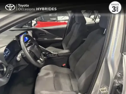 Photo 14 Toyota C-HR  1.8 Hybride 140ch Dynamic NG23
