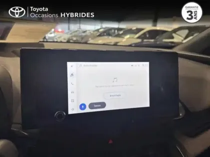 Photo 8 Toyota C-HR  1.8 Hybride 140ch Dynamic NG23