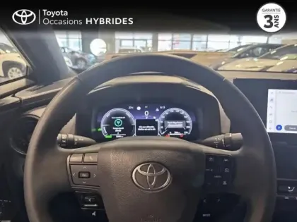 Photo 9 Toyota C-HR  1.8 Hybride 140ch Dynamic NG23