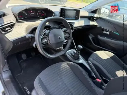 Photo 14 Peugeot 208  1.2 PureTech 100ch S&S Style