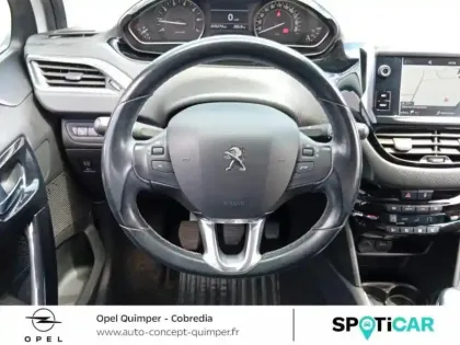 Photo 7 Peugeot 208  1.2 PureTech 110ch E6.c Allure S&S
