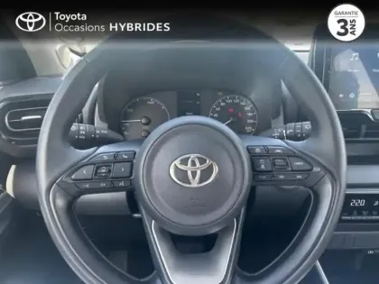 Photo 8 Toyota Yaris  116h Dynamic 5p MC24