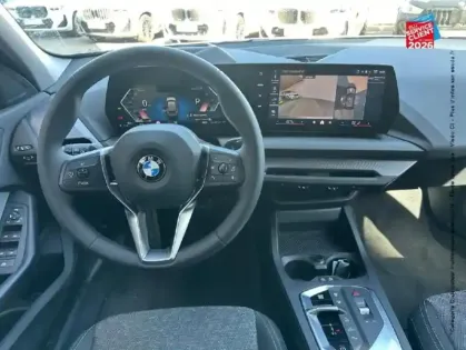 Photo 14 BMW Serie 1 Série 1 116A 122ch M Sport Design DKG7