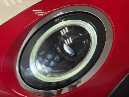 Photo 7 Mini Mini  5 Portes Cooper 136ch Edition Premium Plus BVA7