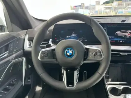 Photo 6 BMW X1  ieDrive20 204ch M Sport
