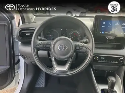 Photo 10 Toyota Yaris  116h Dynamic 5p MC24