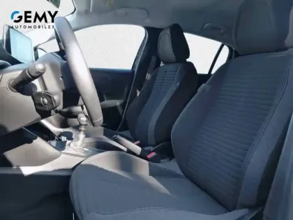 Photo 12 Peugeot 208  PureTech 100 S&S BVM6