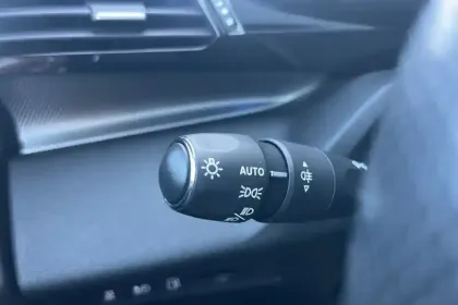 Photo 29 Peugeot 308  PHEV 225 e-EAT8