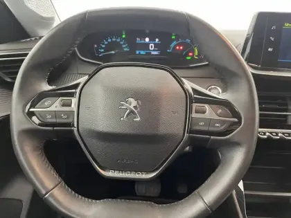 Photo 22 Peugeot 208  Electrique 50 kWh 136ch