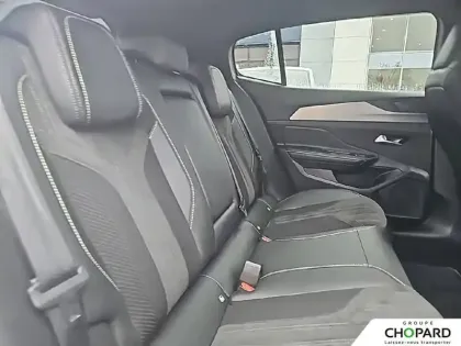 Photo 19 Peugeot 408  Hybrid 145 e-DCS6