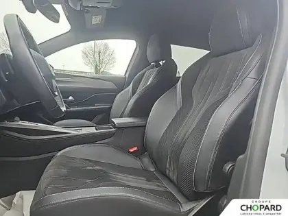 Photo 10 Peugeot 408  Hybrid 145 e-DCS6